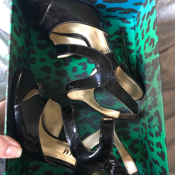 Versace for H & M black patent velvet heels - Picture 7 of 8